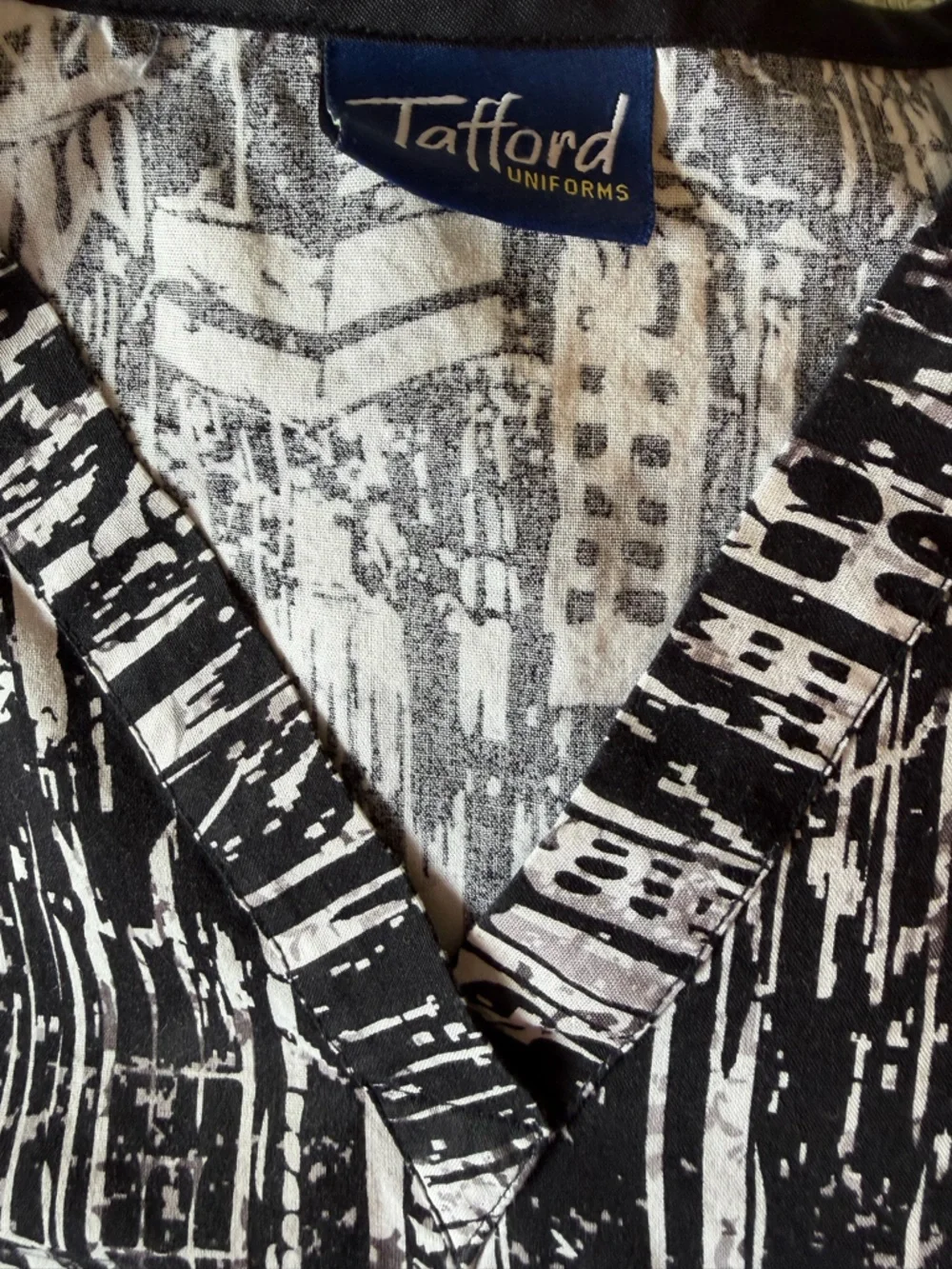 Tafford Black & White Graphic Cityscape scrub Top - Picture 7 of 7